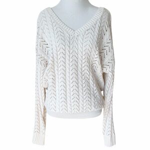 CUPCAKE FRANCESCA’S Ivory Twist Back Sweater